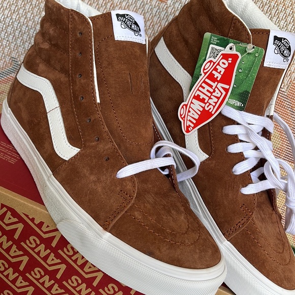 Vans Men’s Sk8-Hi
Pig Suede Tortoise Shell
VN0A7Q5N1RE
Sneakers - Picture 8 of 16